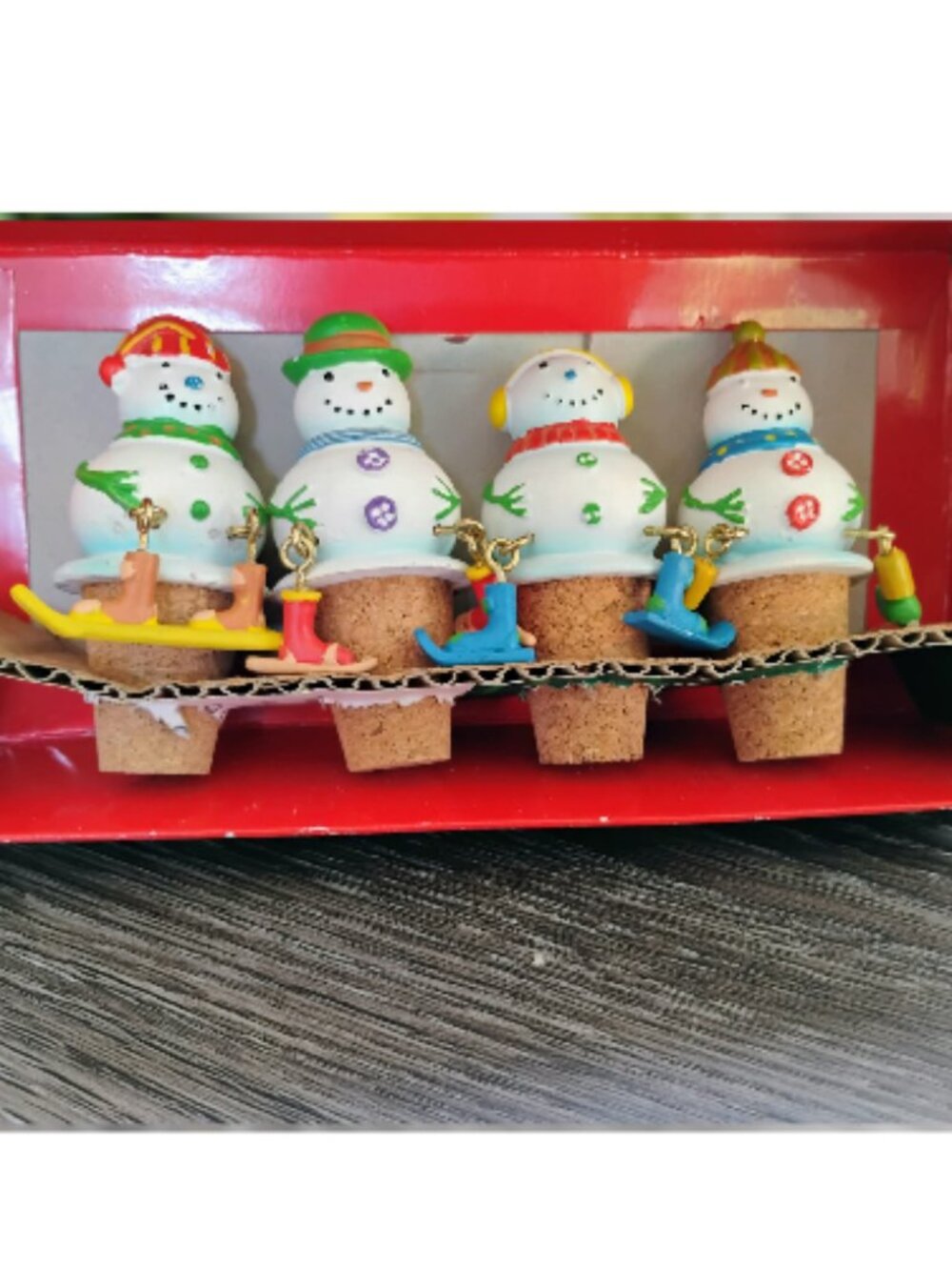Boston Warehouse Set of 4 Bottle Stoppers Snowmen